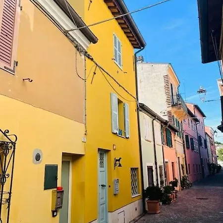 Maison Dandi Intera Casa In Centro Storico 別荘 ファーノ